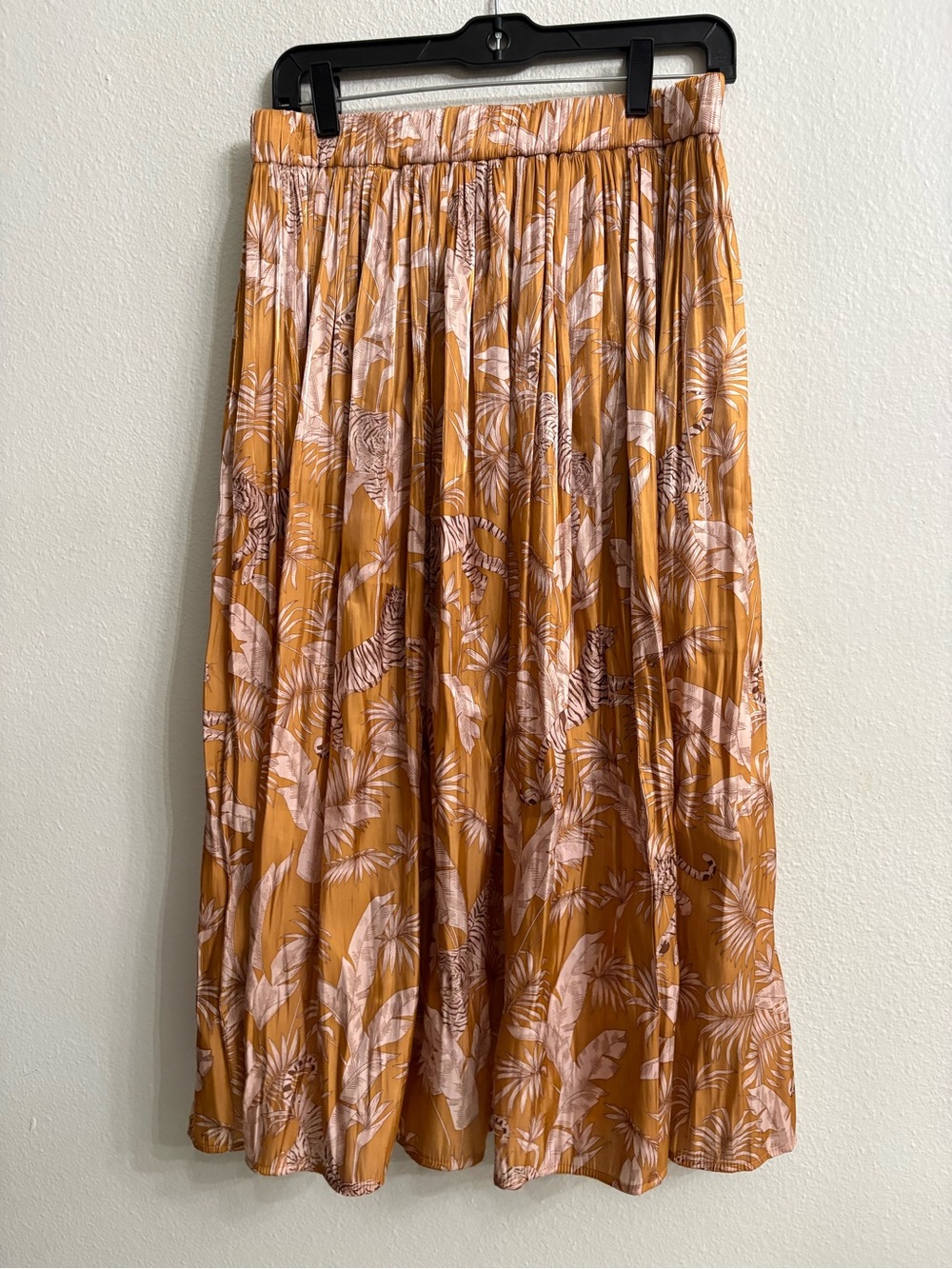 Bailey 44 Pleated Skirt Size Medium Jungle Tropical Modest tiger Lion - Picture 7 of 8